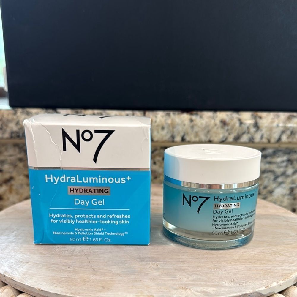 HydraLuminous+ Hydrating Day Gel - Aqua